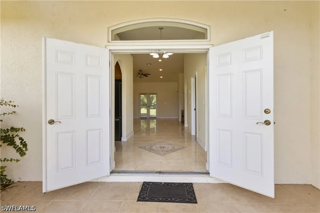 2495 62nd Avenue NE Naples FL 34120