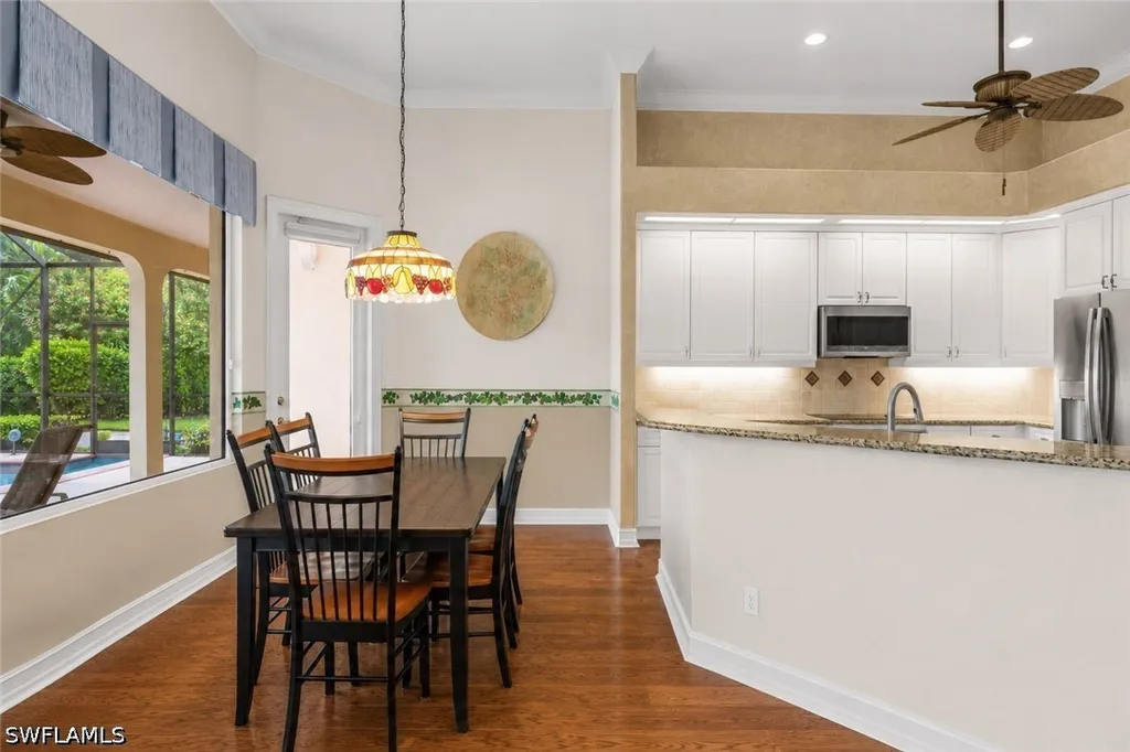 2027 Castle Garden Lane Naples FL 34110