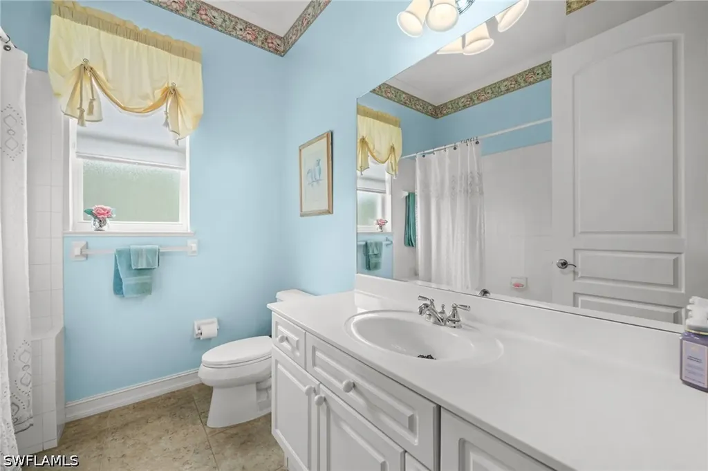 2027 Castle Garden Lane Naples FL 34110