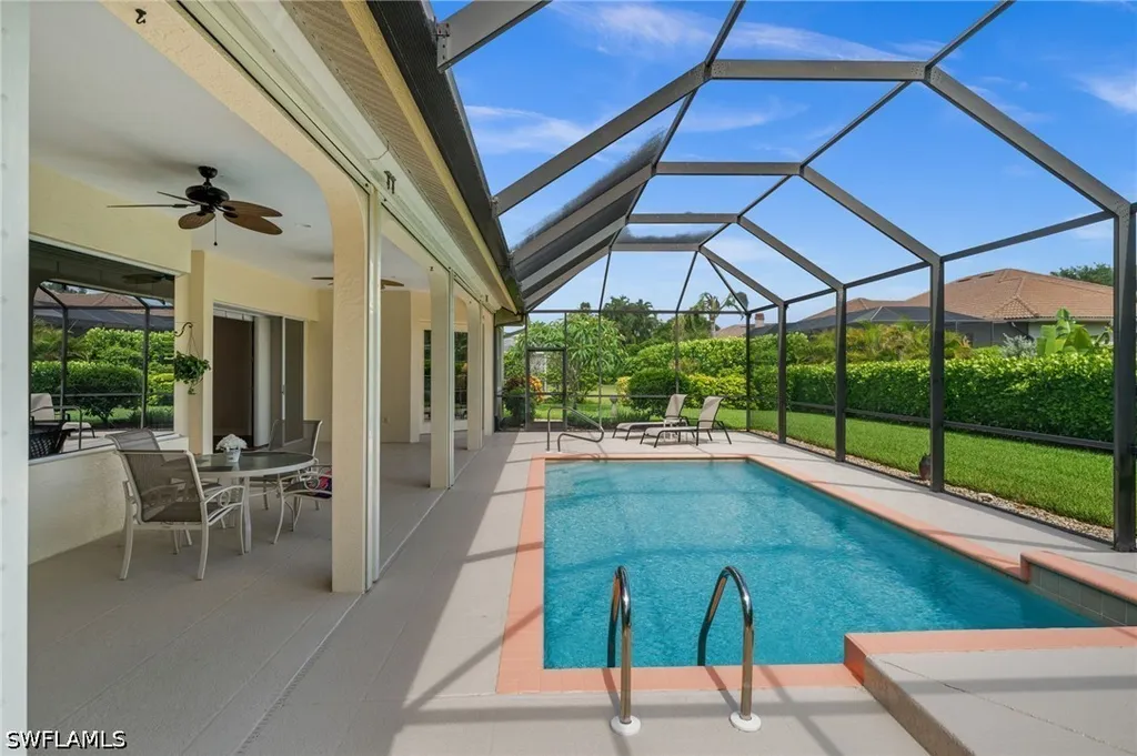 2027 Castle Garden Lane Naples FL 34110