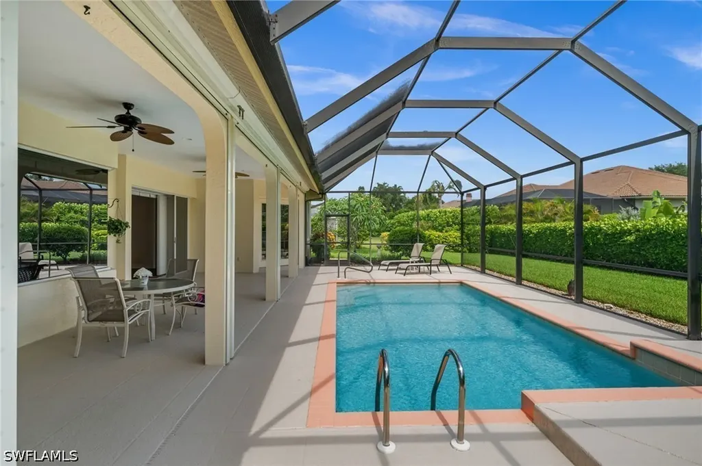 2027 Castle Garden Lane Naples FL 34110