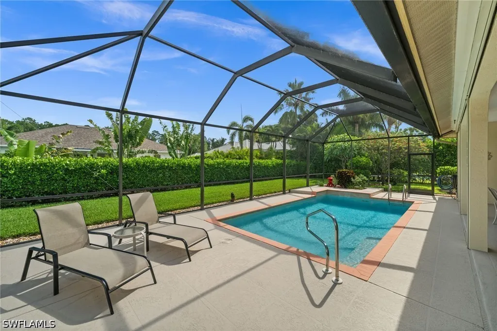 2027 Castle Garden Lane Naples FL 34110