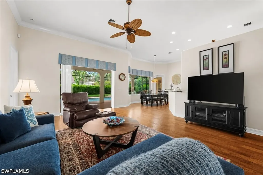 2027 Castle Garden Lane Naples FL 34110