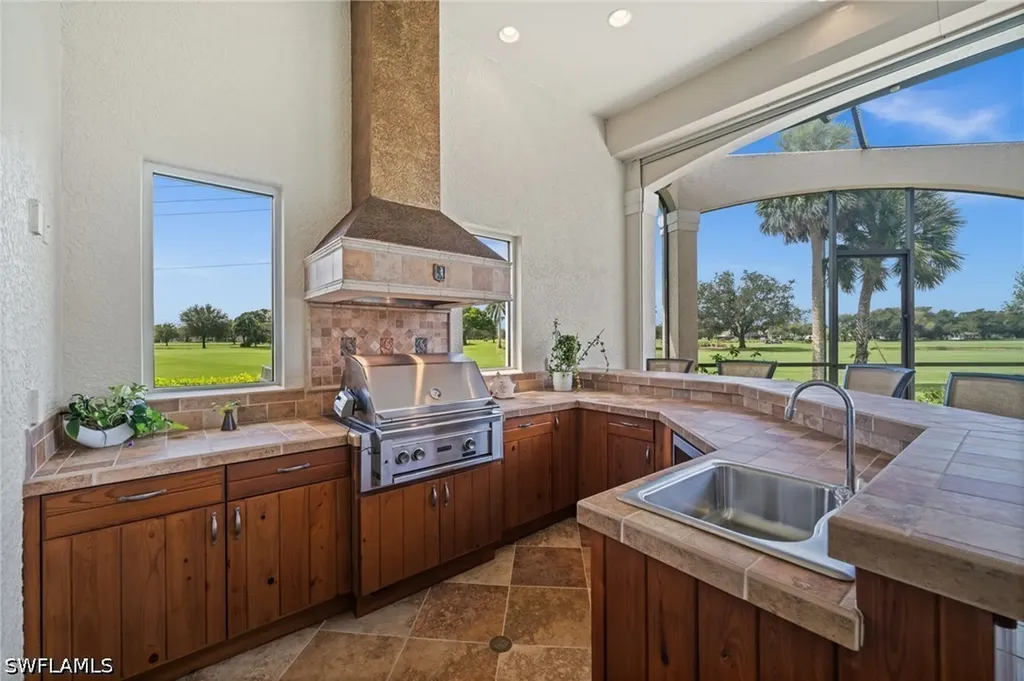 1765 Supreme Court Naples FL 34110