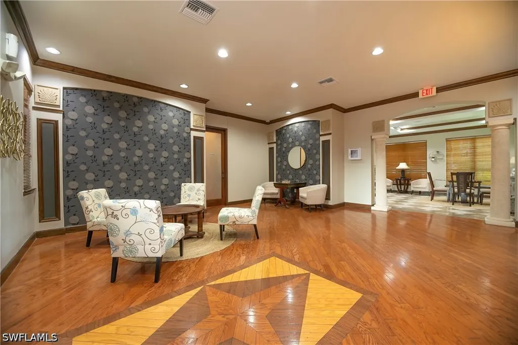 1105 Reserve Court Naples FL 34105