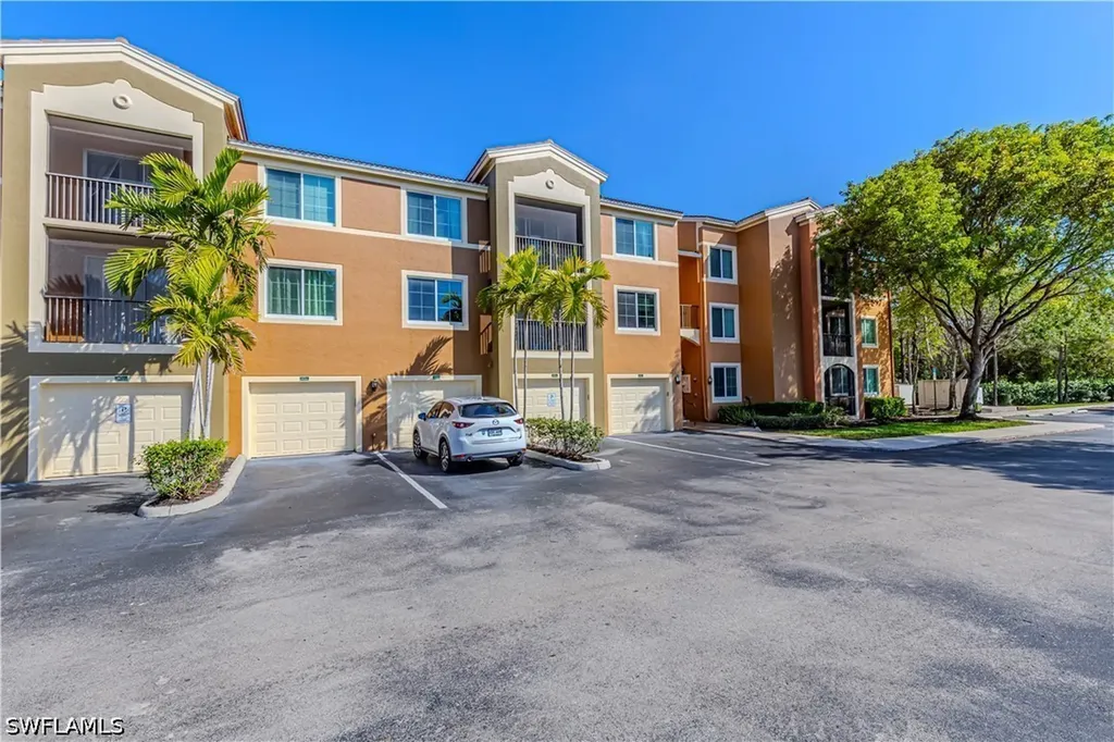 1105 Reserve Court Naples FL 34105