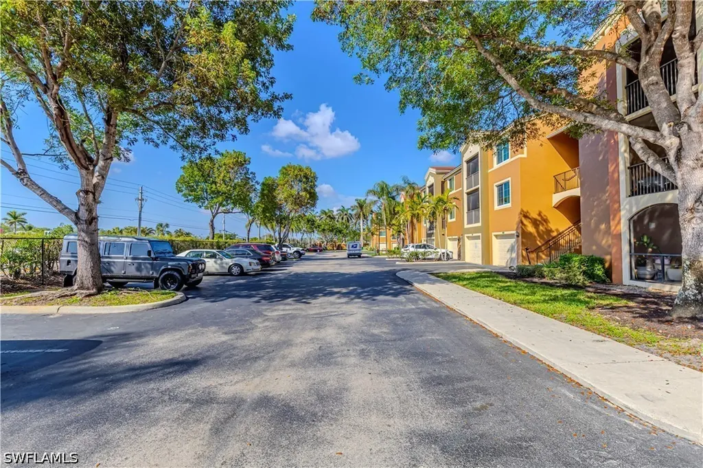 1105 Reserve Court Naples FL 34105