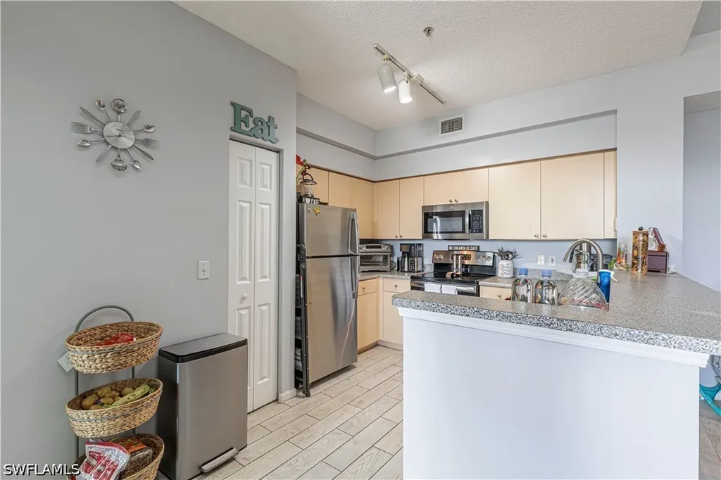 1105 Reserve Court Naples FL 34105