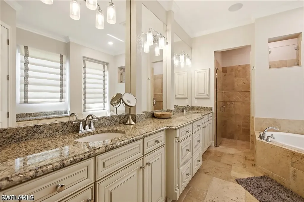 9911 Corso Bello Drive Naples FL 34113