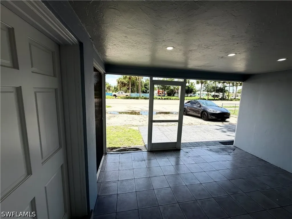 4375 Golden Gate Parkway Naples FL 34116