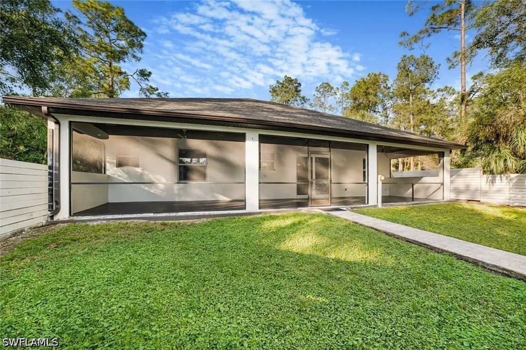 3332 6th Avenue SE Naples FL 34117