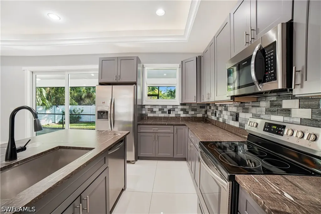 3332 6th Avenue SE Naples FL 34117