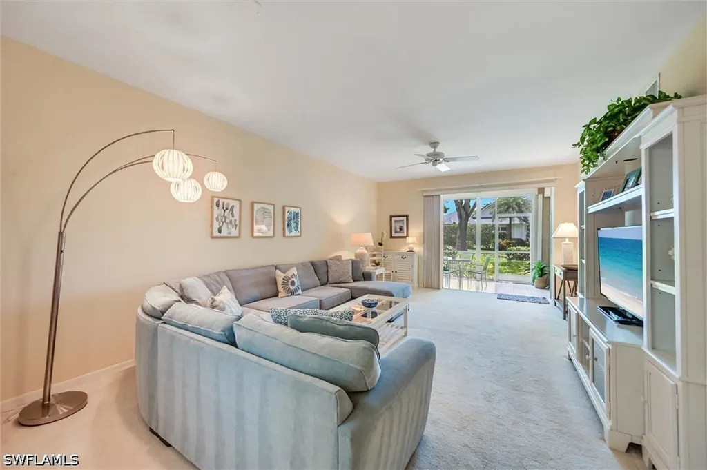 853 Tanbark Drive Naples FL 34108