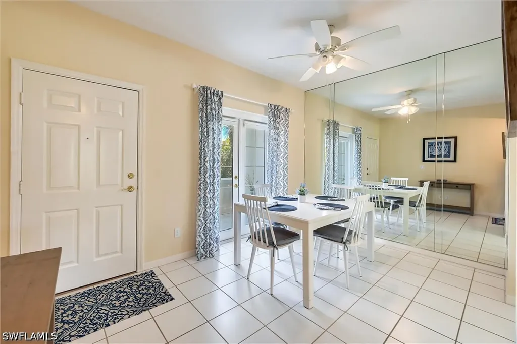 853 Tanbark Drive Naples FL 34108