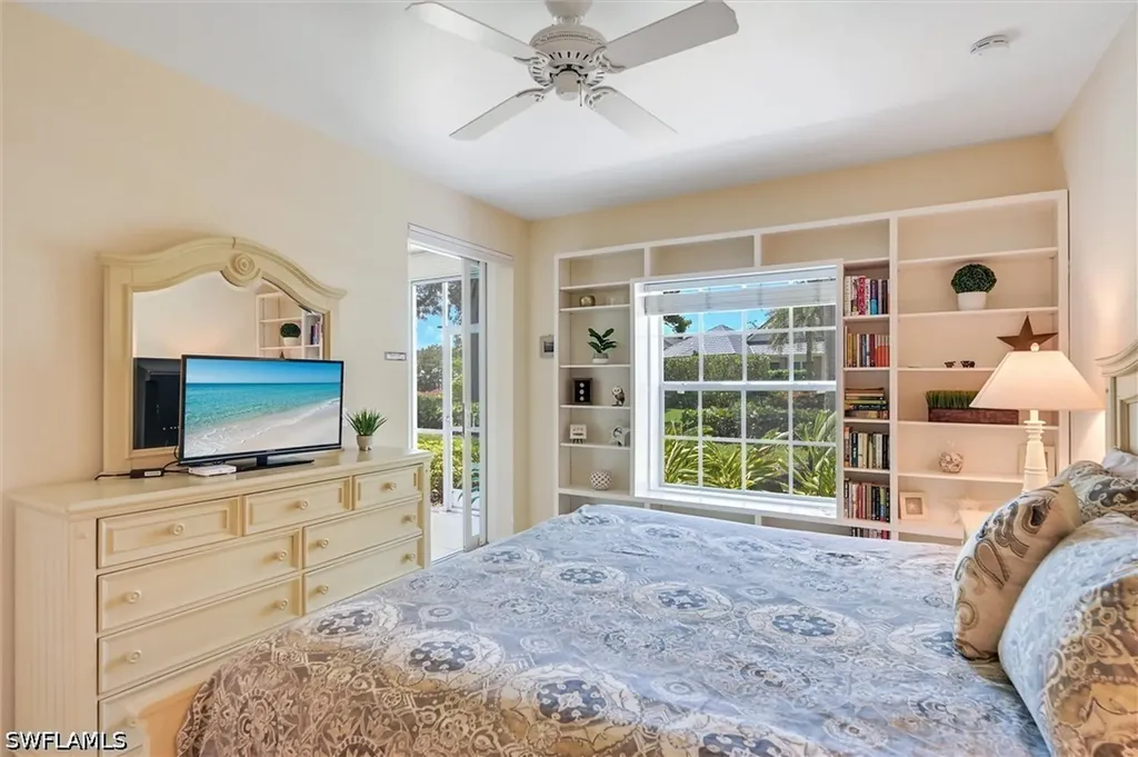 853 Tanbark Drive Naples FL 34108