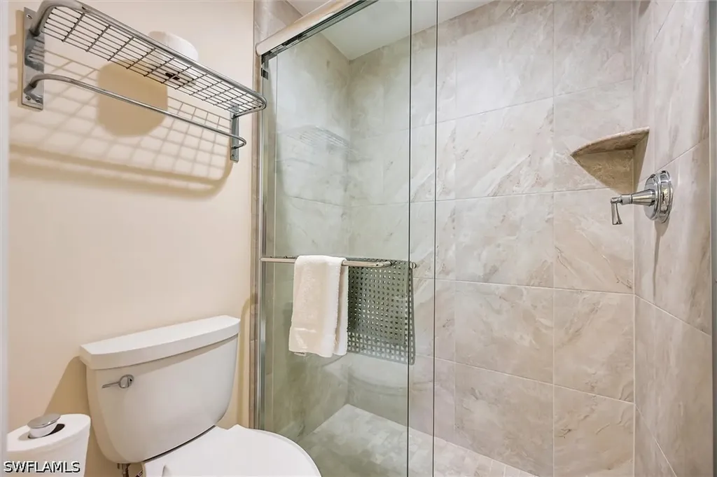 853 Tanbark Drive Naples FL 34108
