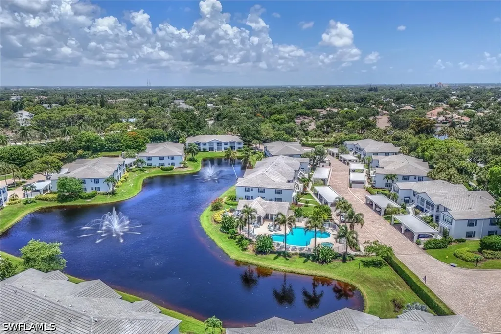 853 Tanbark Drive Naples FL 34108