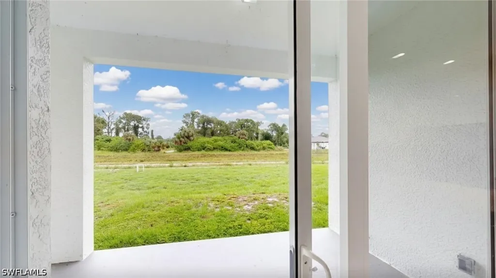 6050 Stratton Road Fort Myers FL 33905