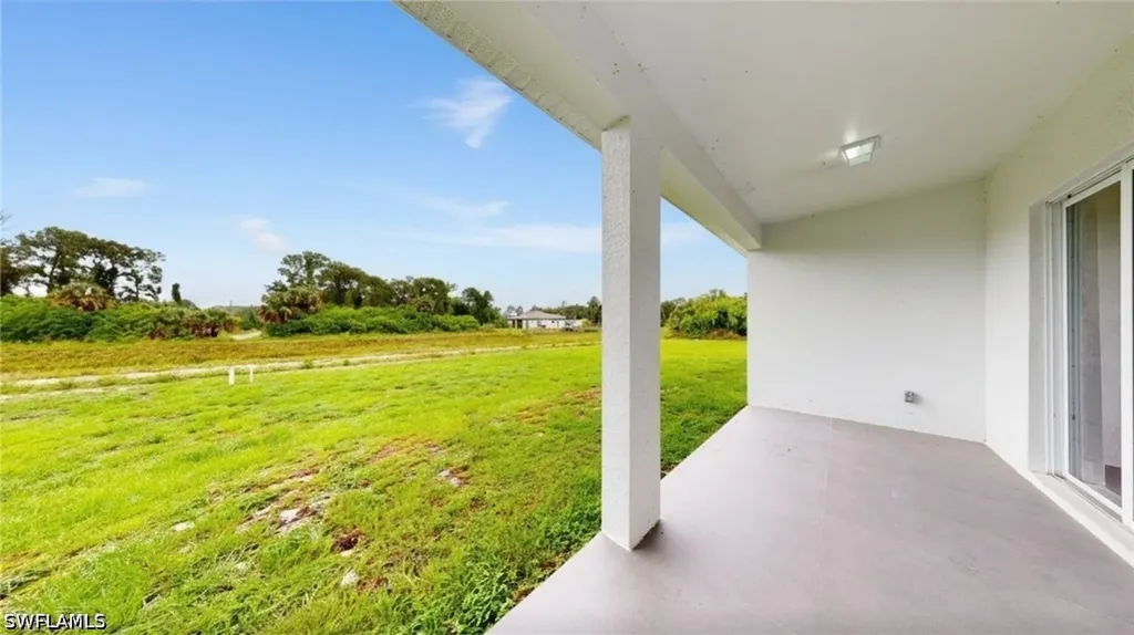 6050 Stratton Road Fort Myers FL 33905