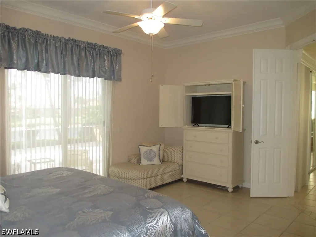 4345 Montalvo Court Naples FL 34109