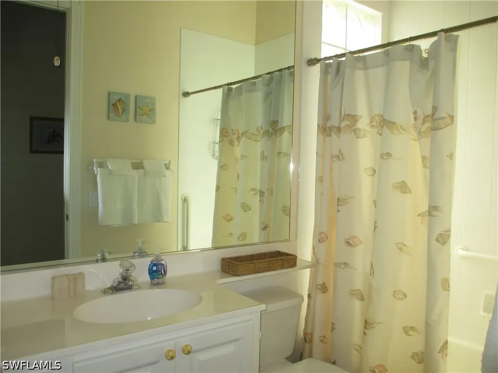 4345 Montalvo Court Naples FL 34109