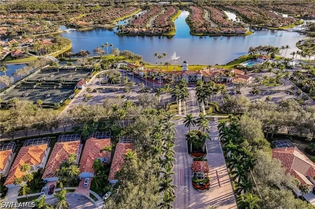 4345 Montalvo Court Naples FL 34109
