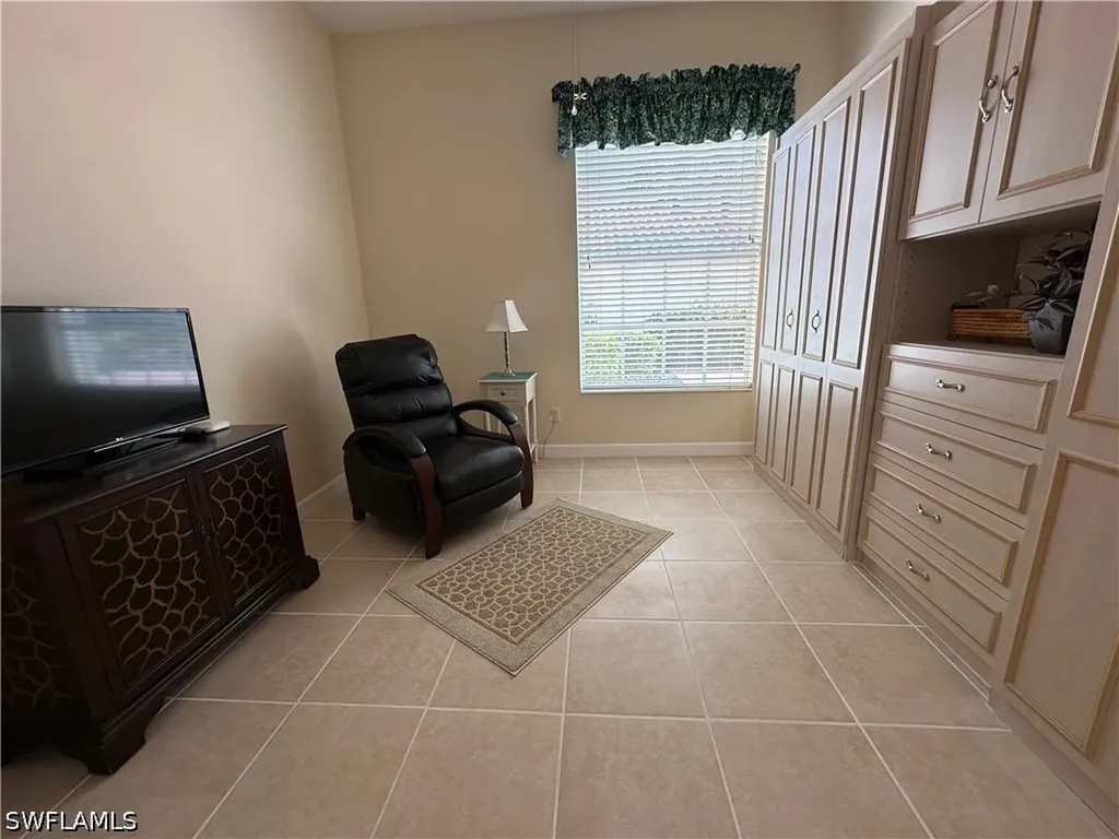 4345 Montalvo Court Naples FL 34109