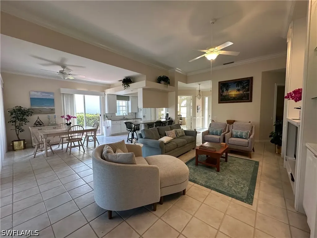 4345 Montalvo Court Naples FL 34109