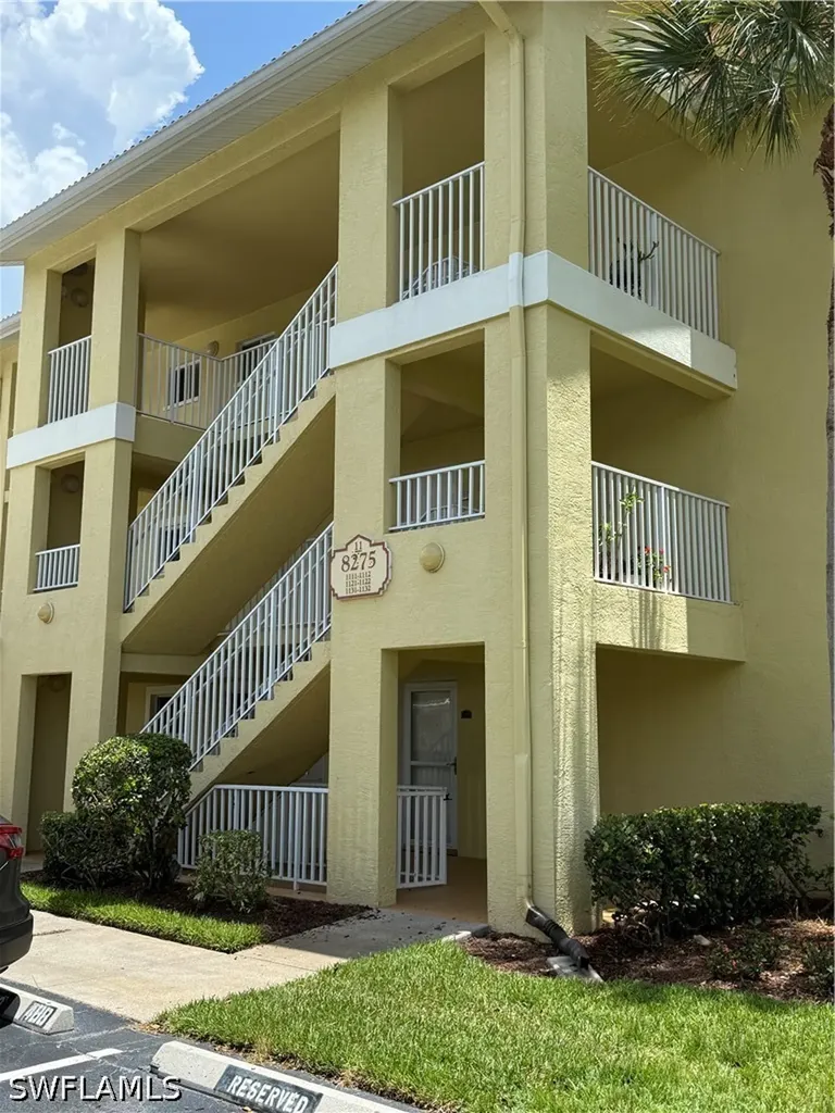 8275 Key Royal Circle Naples FL 34119