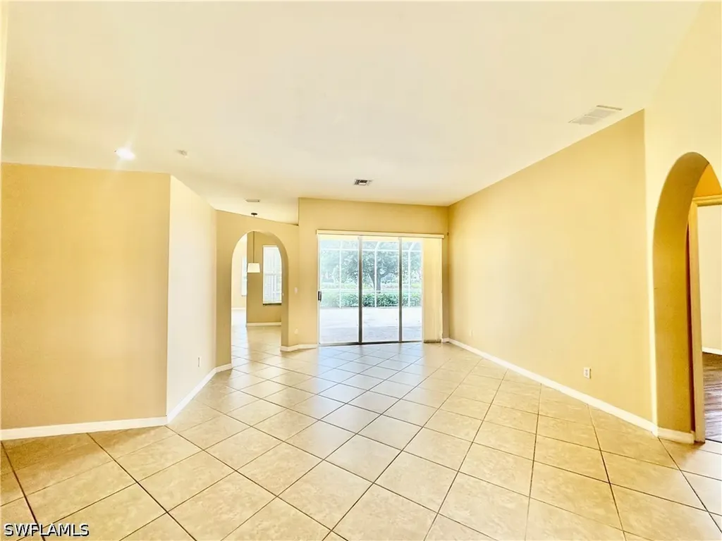 14511 Jekyll Island Court Naples FL 34119