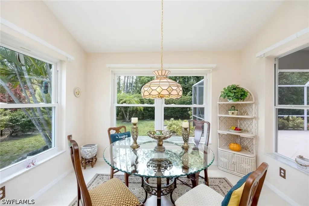 2232 Piccadilly Court Naples FL 34112