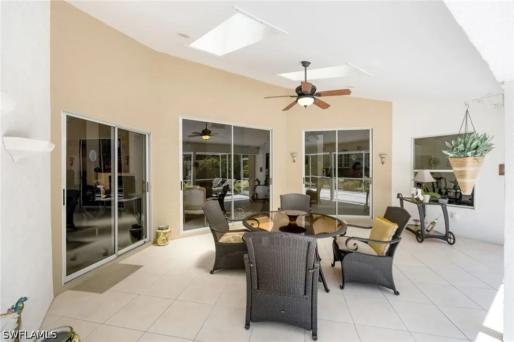 2232 Piccadilly Court Naples FL 34112