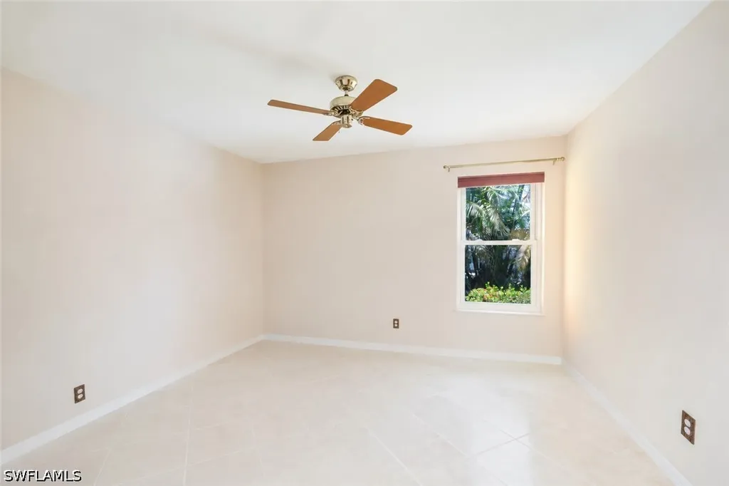 2232 Piccadilly Court Naples FL 34112