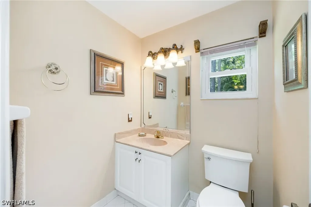 2232 Piccadilly Court Naples FL 34112