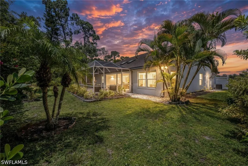 2232 Piccadilly Court Naples FL 34112