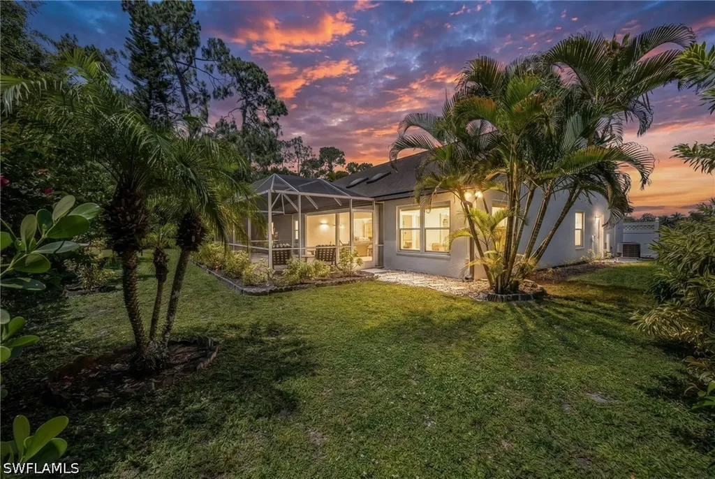2232 Piccadilly Court Naples FL 34112