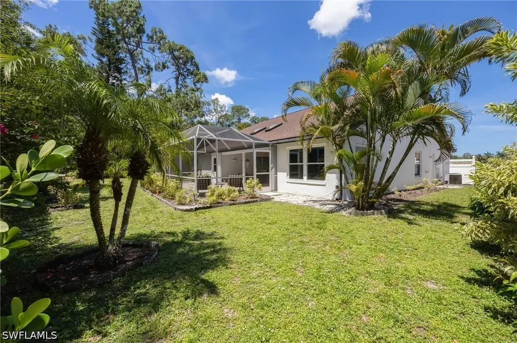 2232 Piccadilly Court Naples FL 34112