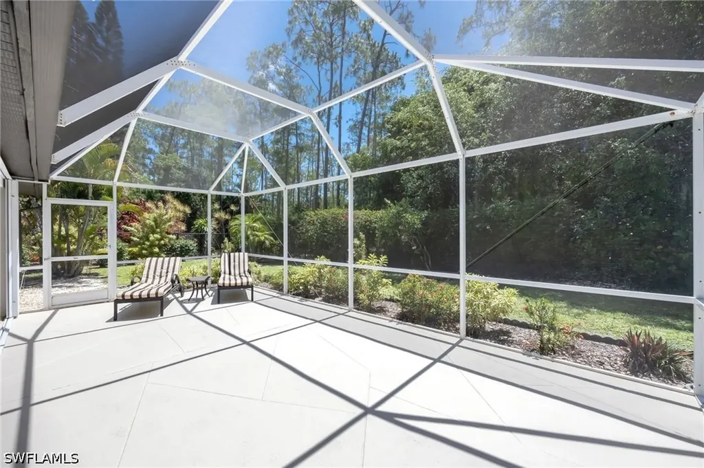 2232 Piccadilly Court Naples FL 34112