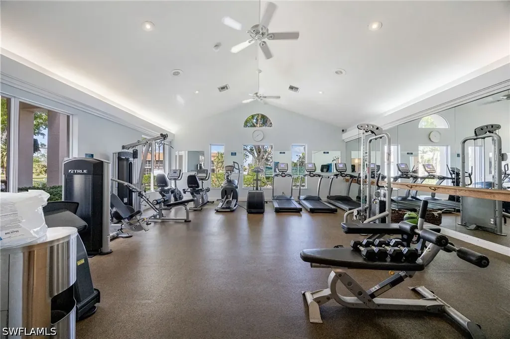 2232 Piccadilly Court Naples FL 34112