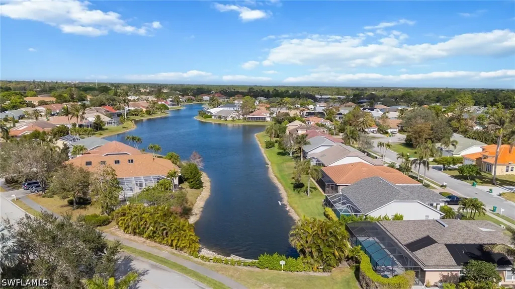 2232 Piccadilly Court Naples FL 34112