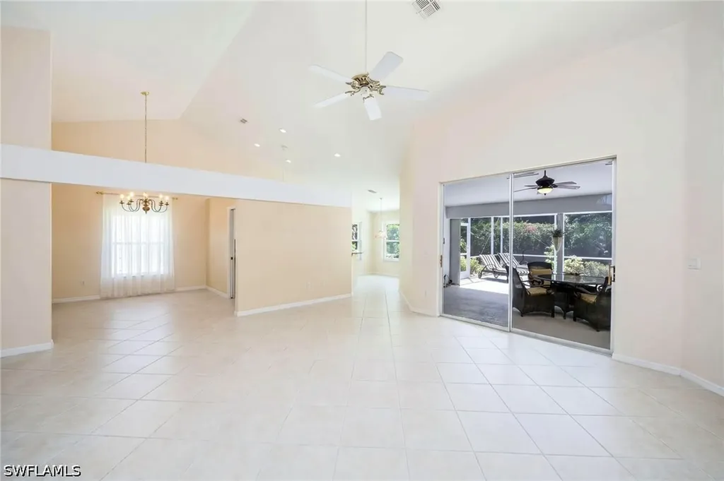 2232 Piccadilly Court Naples FL 34112