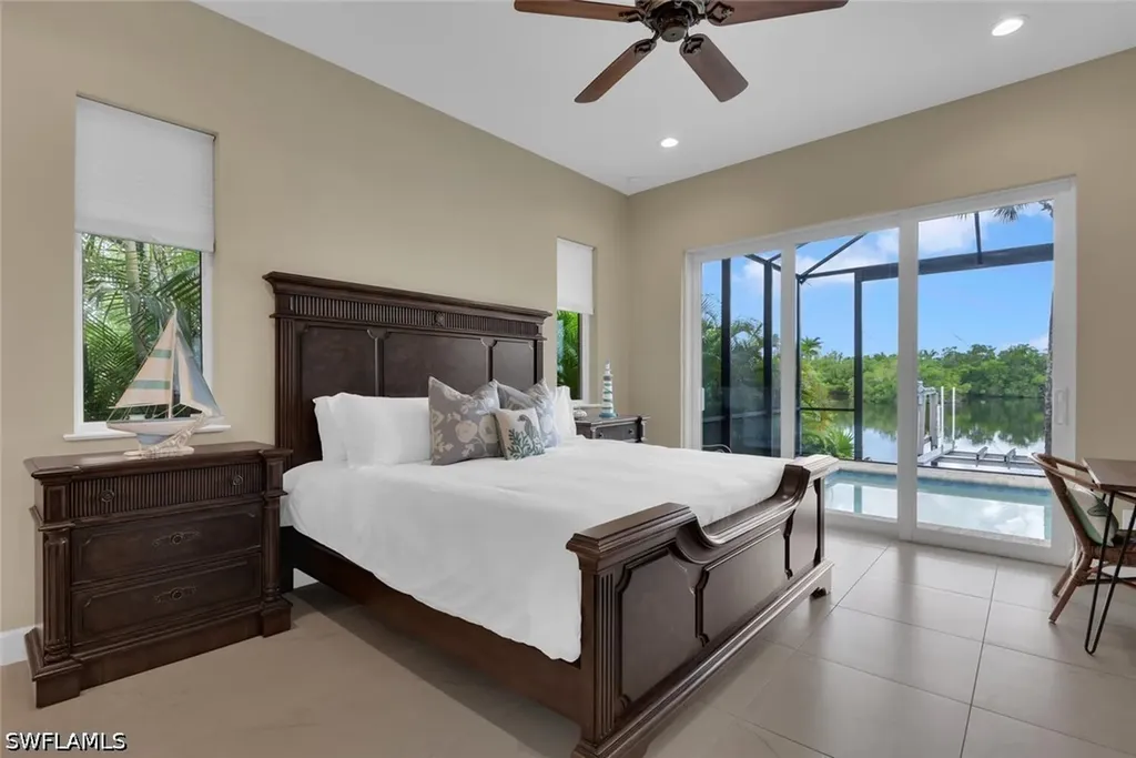 3254 Lakeview Drive Naples FL 34112