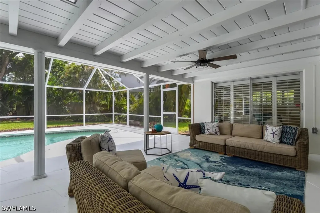 740 Park Shore Drive Naples FL 34103