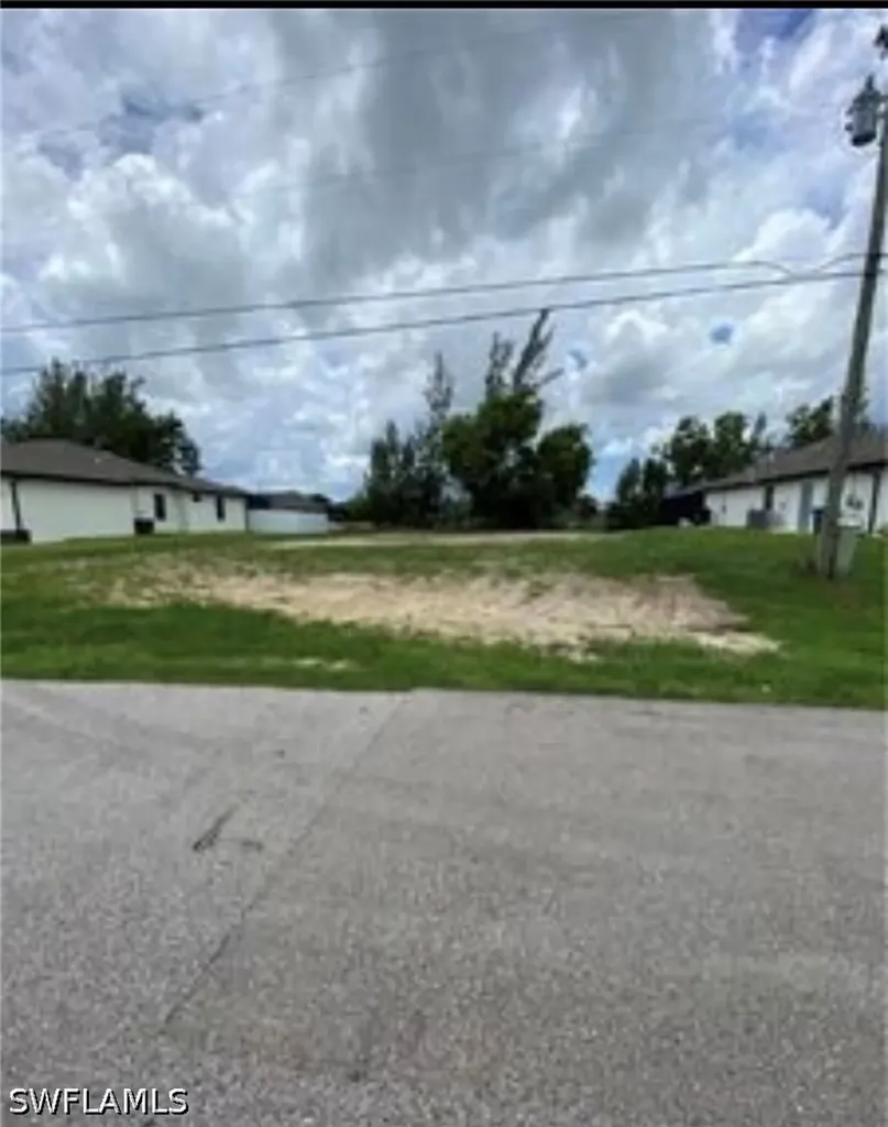 1206 SW 23rd Street Cape Coral FL 33991