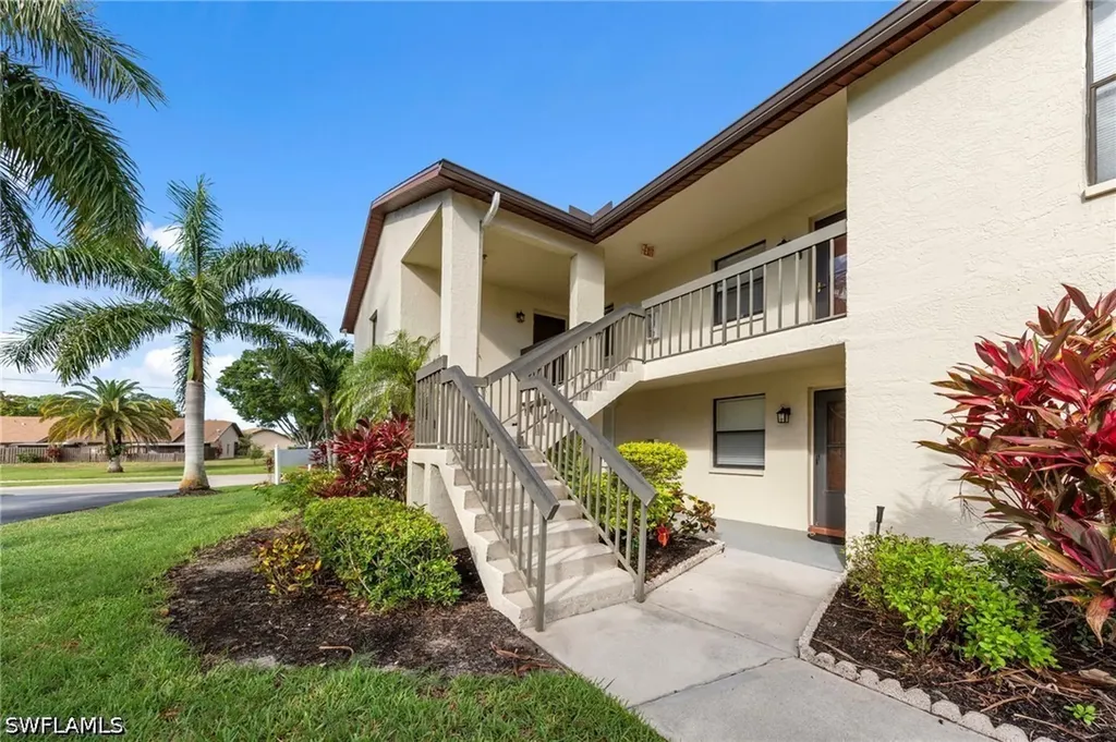 9265 Lake Park Drive Fort Myers FL 33919