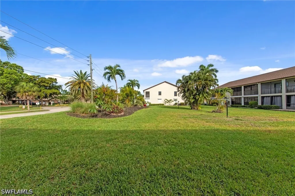 9265 Lake Park Drive Fort Myers FL 33919
