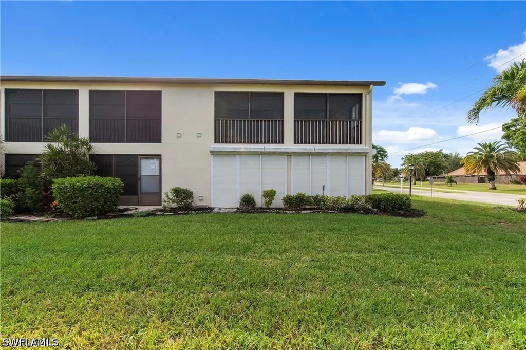 9265 Lake Park Drive Fort Myers FL 33919