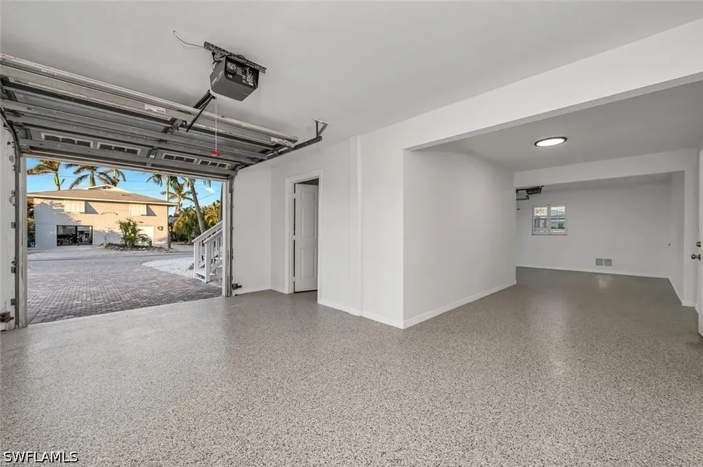 2736 Gulfview Drive Naples FL 34112