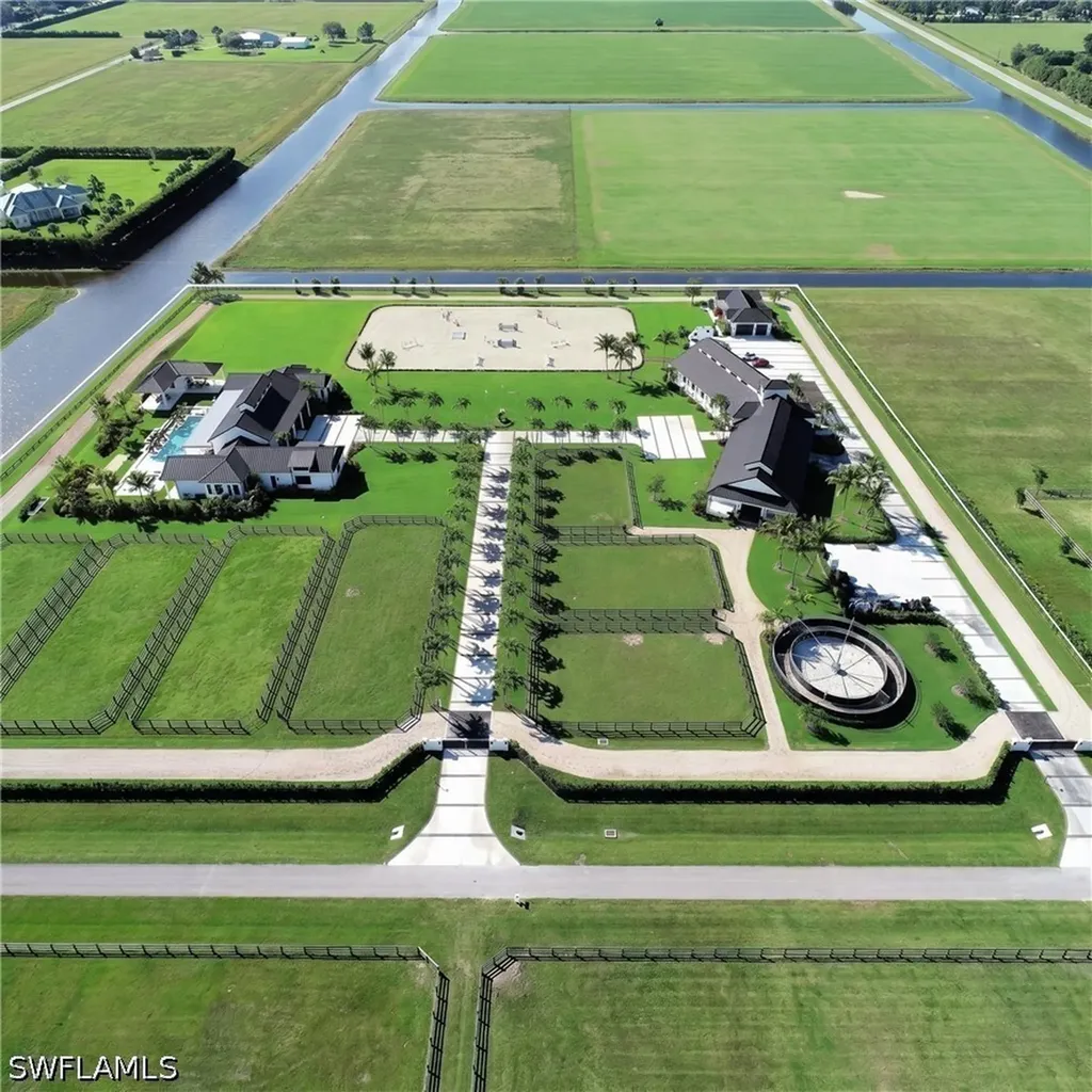 7650 Irgang Road Naples FL 34114