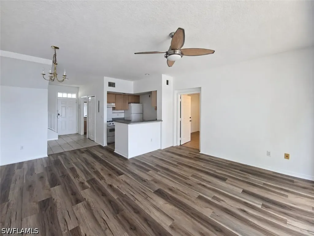 4426 St Georges Court Kissimmee FL 34746